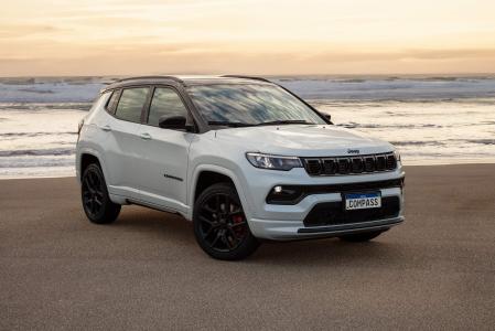 Jeep Compass Blackhawk