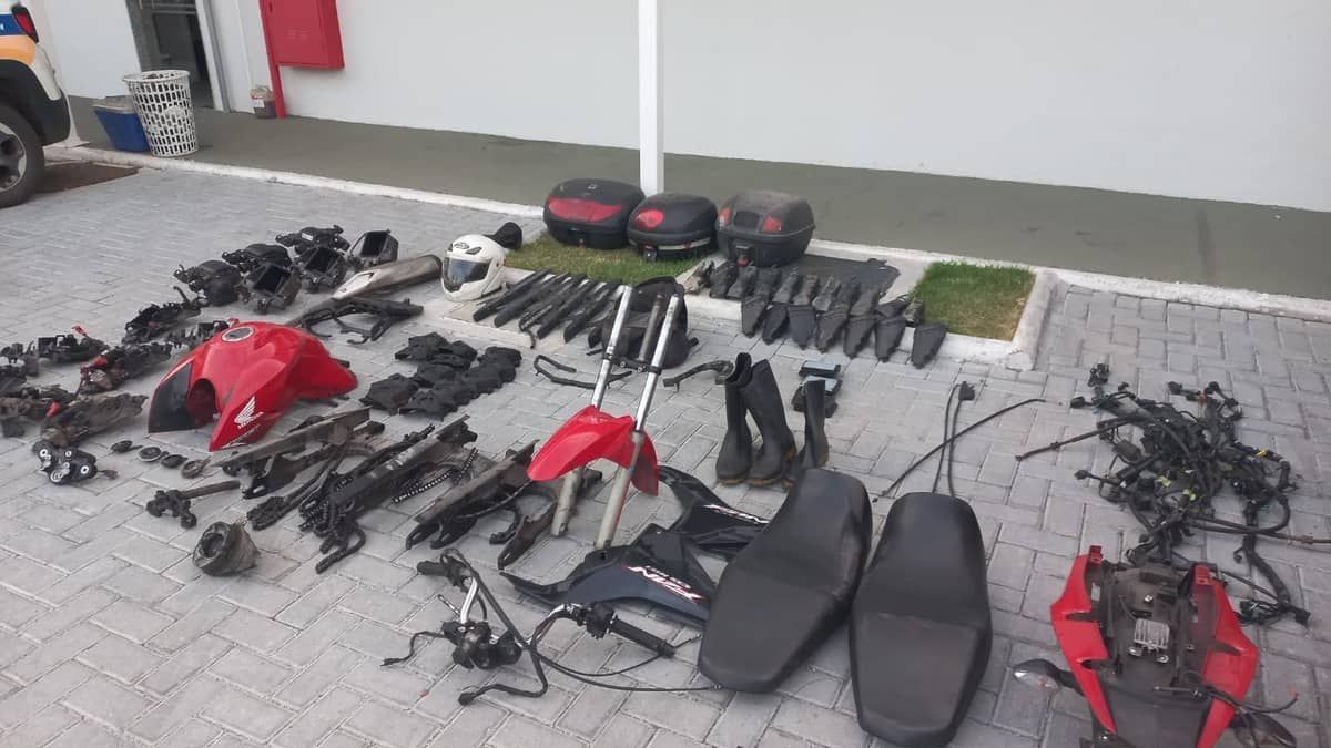 Suspeito é preso com moto furtada e peças de desmanche em Contagem