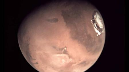 Composição com 10 imagens de Marte
