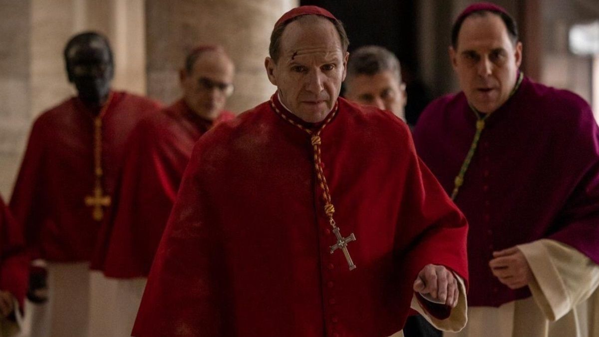 Bafta 2025: 'Conclave' é o filme mais premiado da noite e vence na categoria de melhor filme
