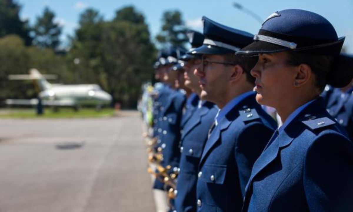 Reta final para prestação de serviço militar temporário na Aeronáutica