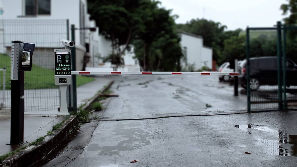 Investindo em Segurança Residencial: Proteja seu Condomínio com Tecnologia Moderna  