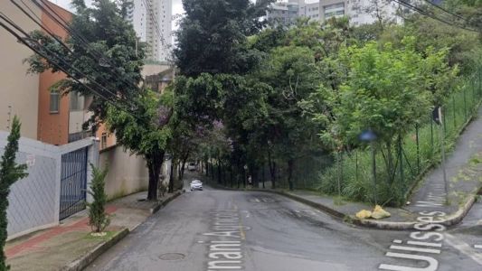 Condomínio fica na rua Ernani Agrícola