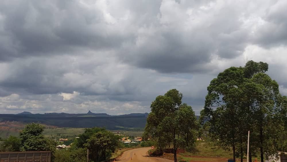 BH, Contagem, Betim e outras 253 cidades de Minas estão sob alerta de tempestade de 50 mm
