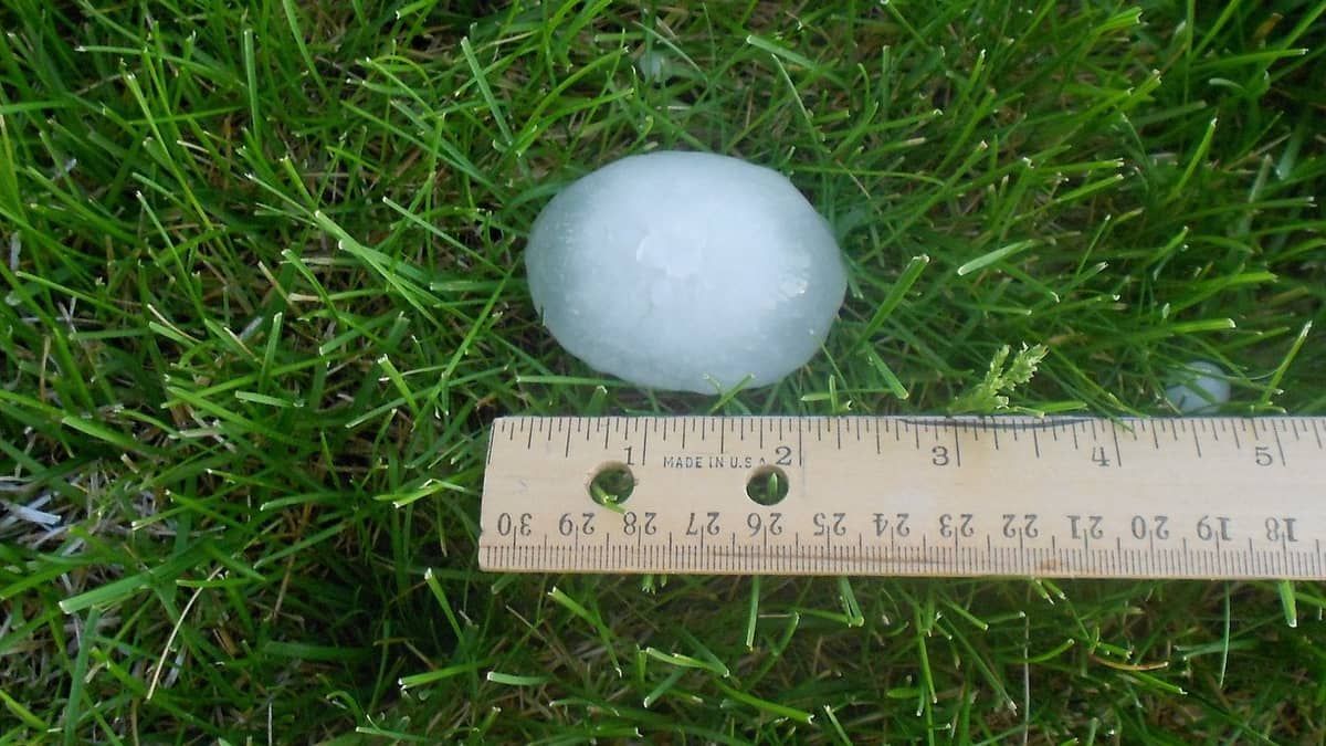 Previsão do tempo: mais de 200 cidades mineiras estão sob alerta de chuva de granizo; confira lista 
