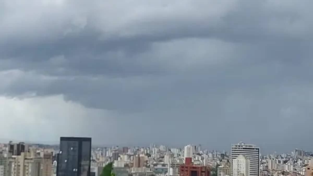 Belo Horizonte tem alerta de pancadas de chuva e rajadas de vento nesta quarta; confira recomendações