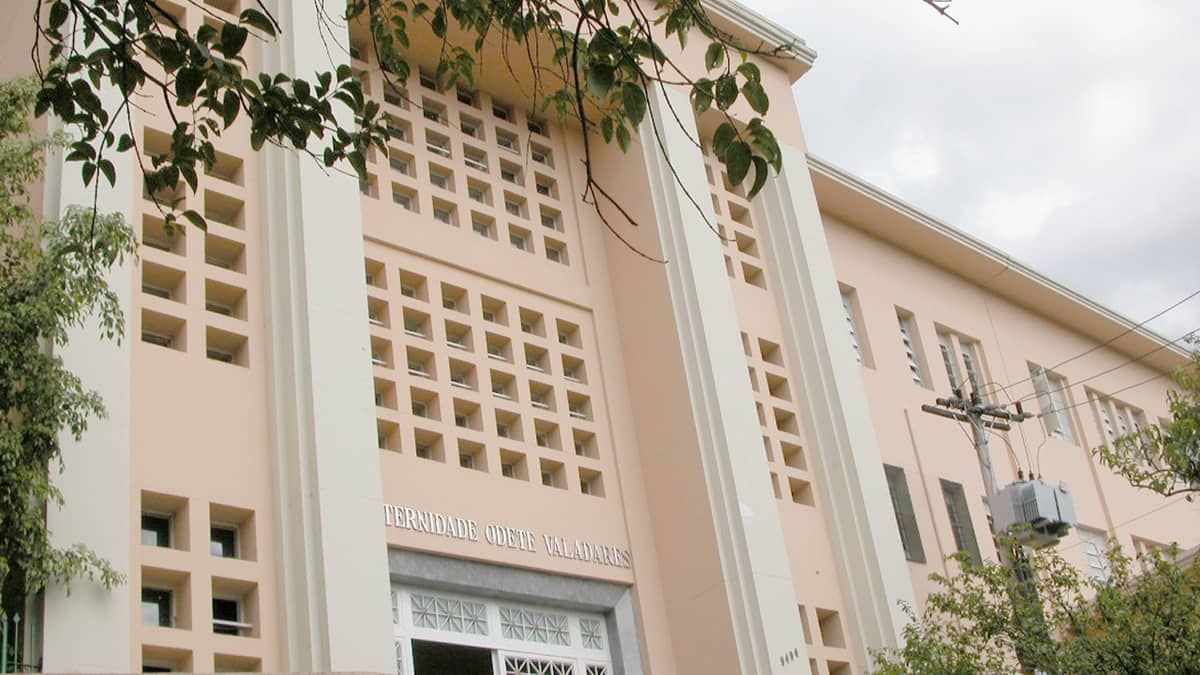 Fhemig abre 70 vagas temporárias de nível médio, técnico e superior em BH e interior de Minas; confira