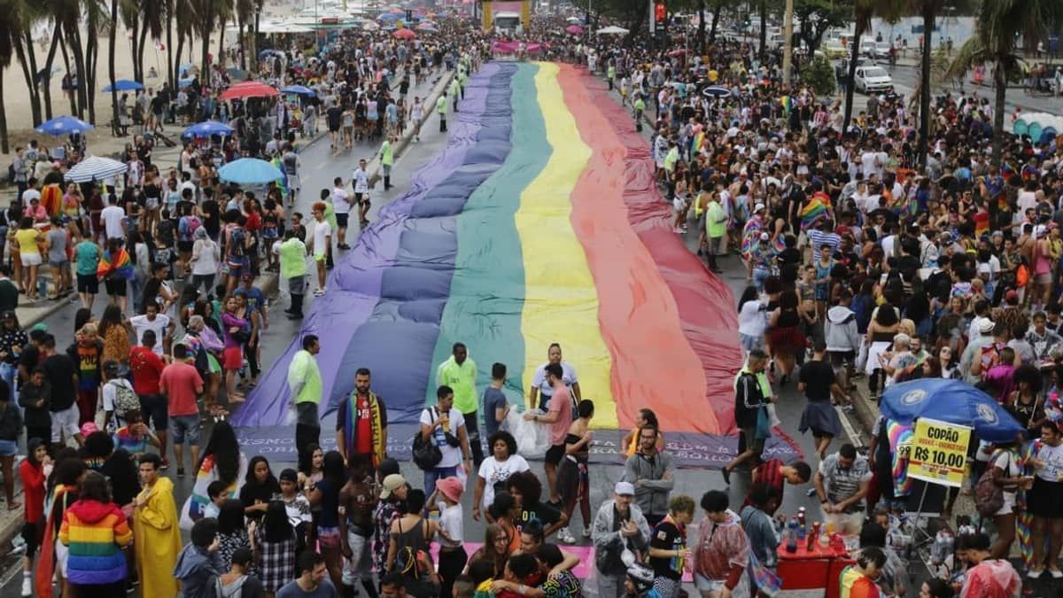 Podcast debate votação do projeto que proíbe casamento LGBT no Brasil