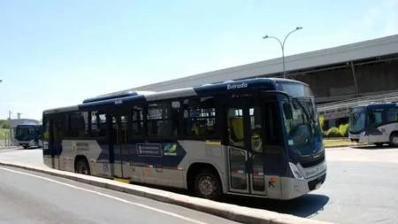 Confira o horário dos ônibus neste feriado