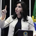 Observatório Feminino deste domingo (9) debate a igualdade salarial entre homens e mulheres