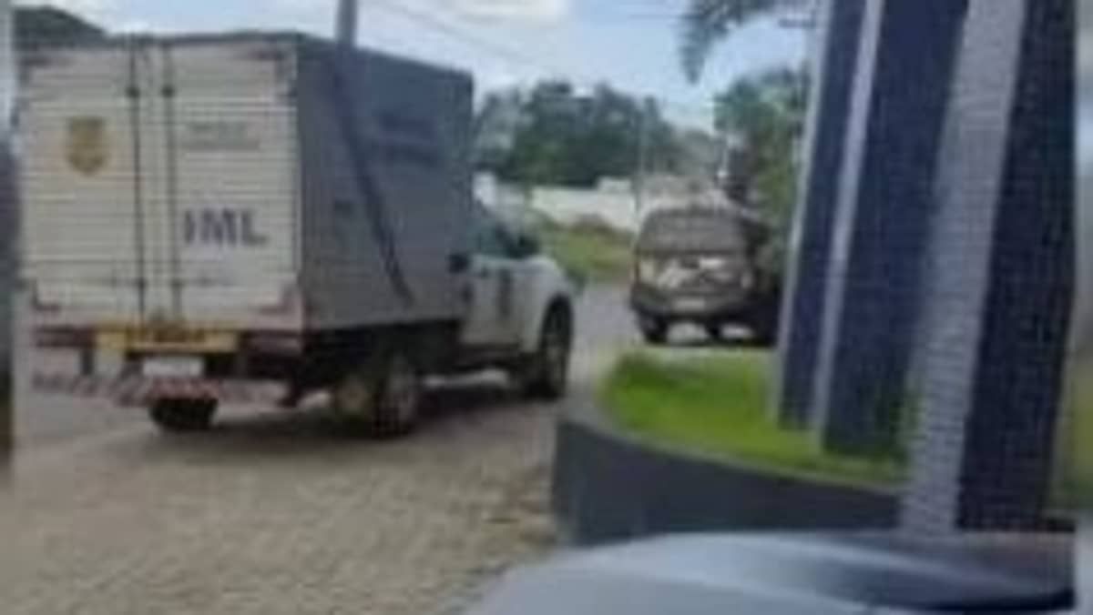 Jovem morre em confronto com a polícia em suíte de motel  