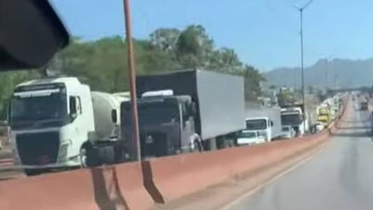 Congestionamento chegou a passar dos 15 quilômetros