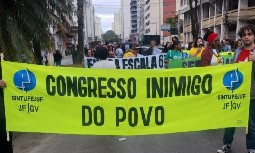 Congresso inimigo do povo manifestação - Márcio Santos Itatiaia