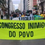 Ato reúne partidos e movimentos contra PEC da Blindagem em Juiz de Fora