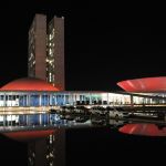 Câmara dos Deputados aprova projeto que prevê 'licença menstrual' de até dois dias