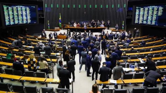 Congresso prevê instalar mais comissões para analisar MPs