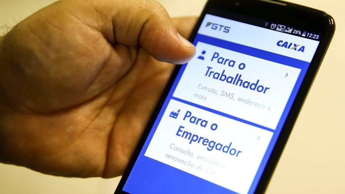 Governo anuncia uso do FGTS como garantia em consignado; entenda