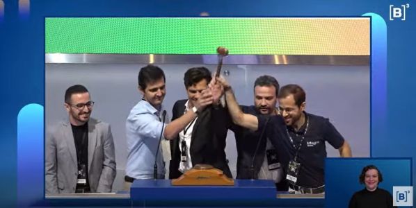 Consórcio Saúde Hope vence leilão
