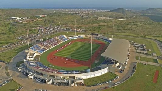 Construído em 2010 e inaugurado em 2014, o Estádio Nacional de Cabo Verde tem capacidade para 15 mil pessoas e é a casa da seleção cabo-verdiana