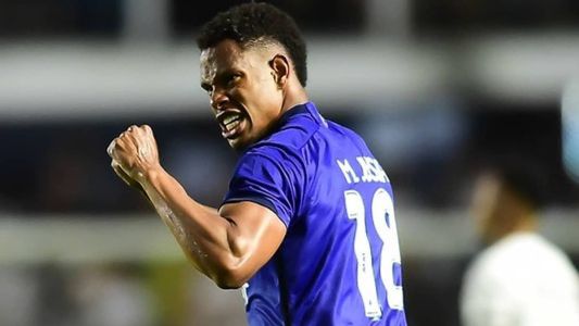 Contra o Santos, Matheus Jussa marcou seu primeiro gol com a camisa do Cruzeiro