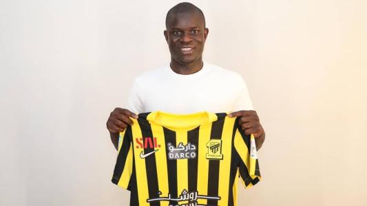 Contratação de Kanté foi oficializada nesta terça-feira (20)