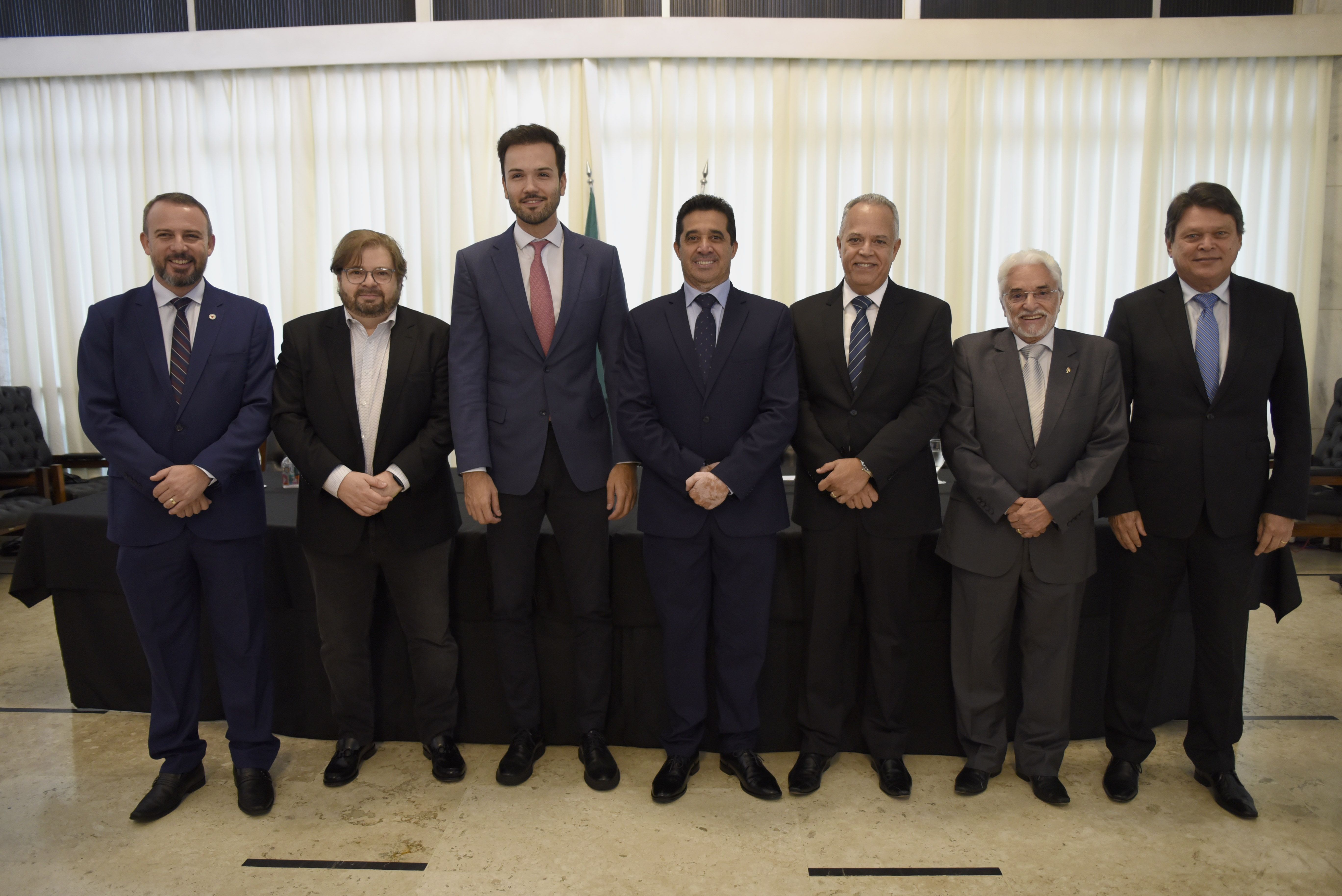 ALMG e TCE firmam acordo de cooperação sobre fiscalização das contas públicas
