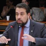Coordenador deixa pré-campanha de Boulos e cobra posicionamento contra o Hamas