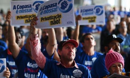 Servidores da Copasa participaram de audiência contra a privatização da estatal na ALMG