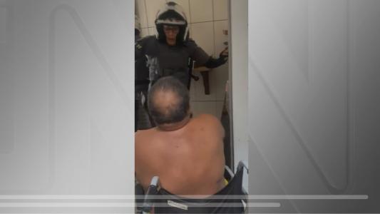 PMs que agrediram cadeirante no interior de SP são afastados | CNN Brasil