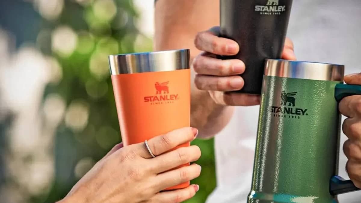 Como o copo Stanley mantém a cerveja gelada?