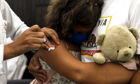 Aumento de casos de coqueluche preocupa autoridades em SP e RJ | CNN Brasil