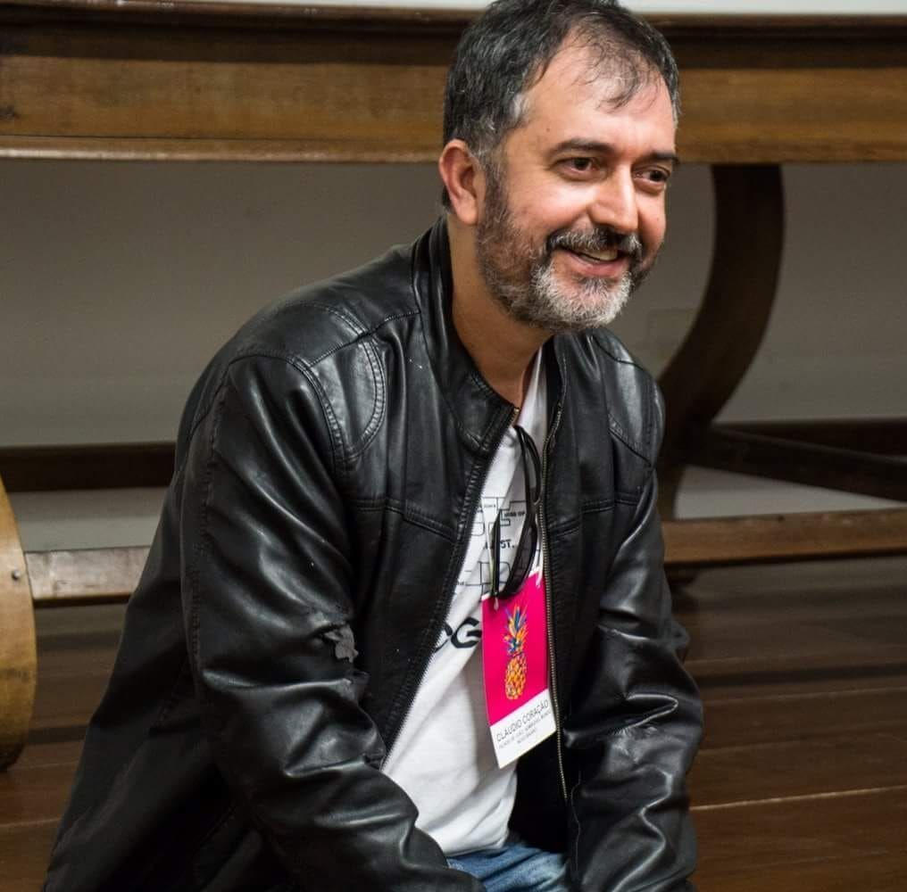 Professor da UFOP lança livro sobre música popular e contracultura nos anos 1970