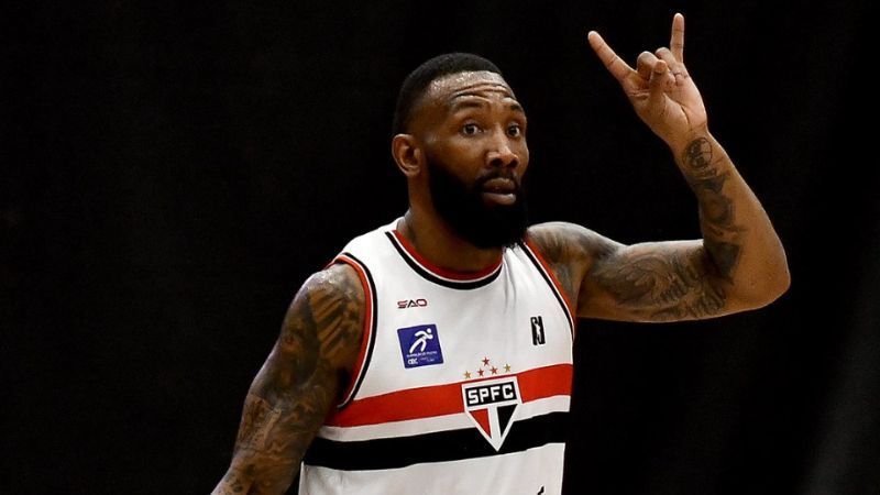 Minas é dominado pelo São Paulo, que vence e empata as quartas do NBB