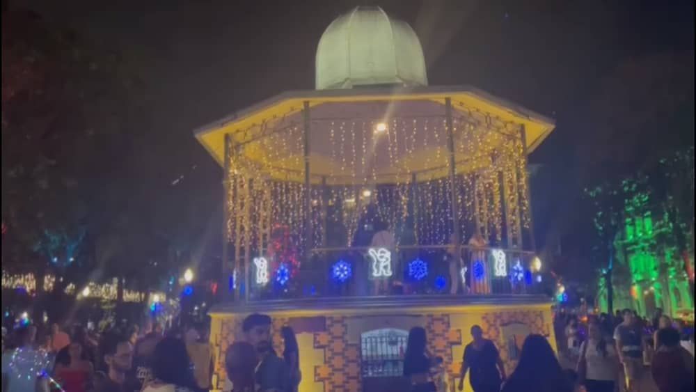 Veja fotos da iluminação de Natal na Praça da Liberdade, em Belo Horizonte