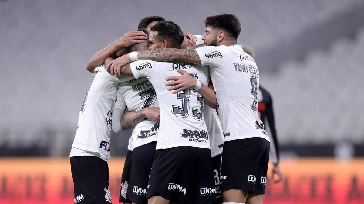 Corinthians recebe o Newell's Old Boys pela Sul-Americana