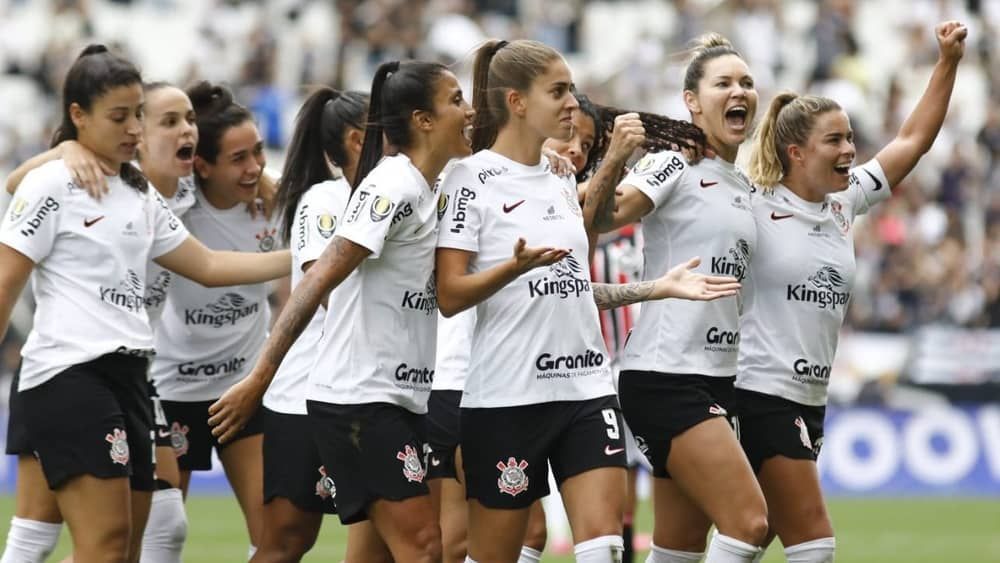 Corinthians vence o São Paulo e conquista quarto título do Paulista Feminino