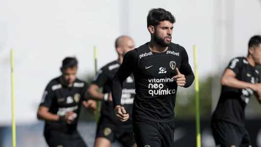 Corinthians e Atlético se enfrentam no Campeonato Brasileiro