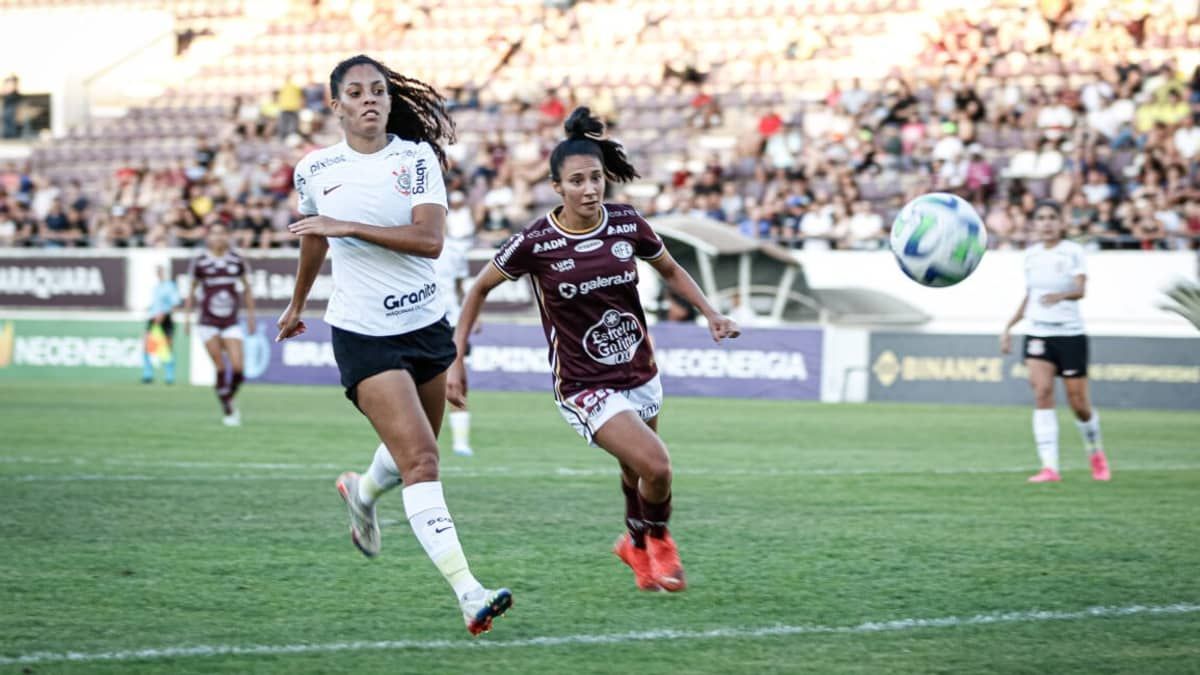 CBF aumenta premiação do Brasileirão Feminino; veja valores