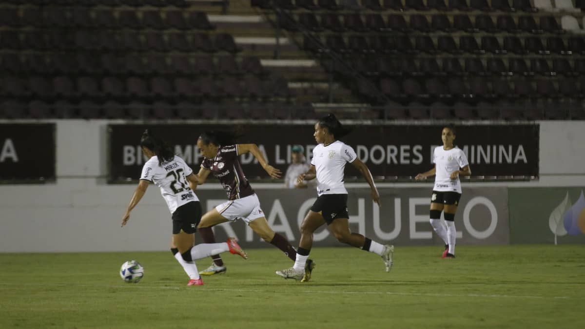 Ferroviária recebe Corinthians pelo jogo de ida da final do Brasileirão Feminino  