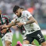 Fluminense e Corinthians duelam no Maracanã após pausa para a Data Fifa