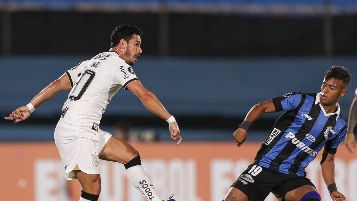 Corinthians x Liverpool: veja prováveis escalações