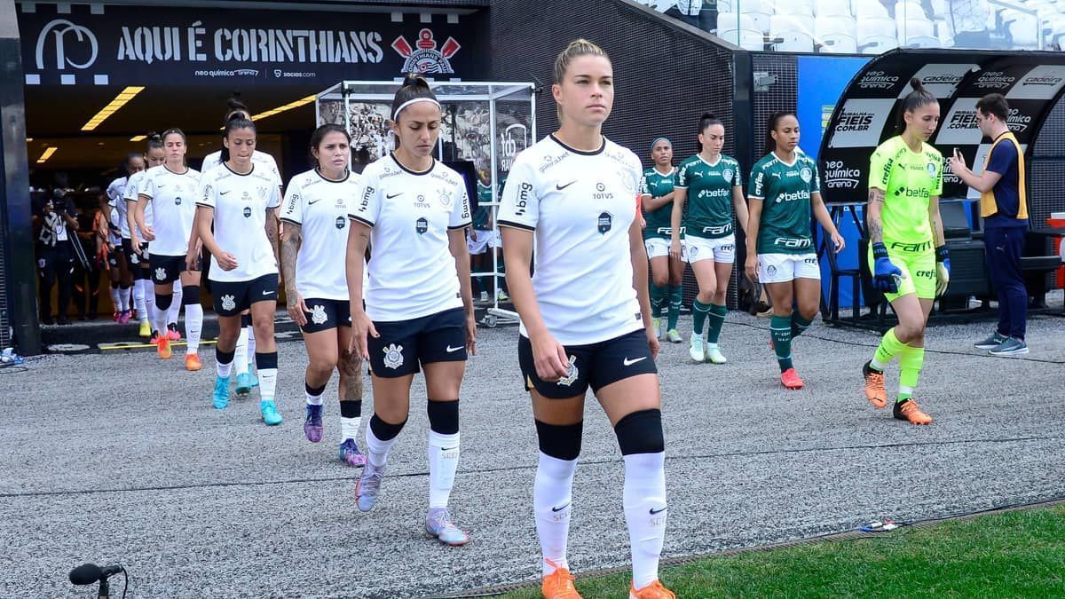 Duelo entre Corinthians e Palmeiras pelo Brasileirão Feminino tem horário alterado; veja mudança