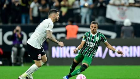 Corinthians empata com América no último minuto pelo Brasileiro