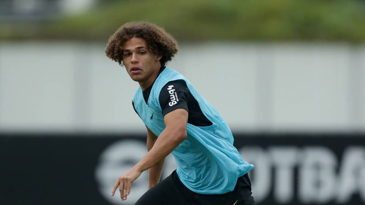 Corinthians treina marcação pressão e organização ofensiva