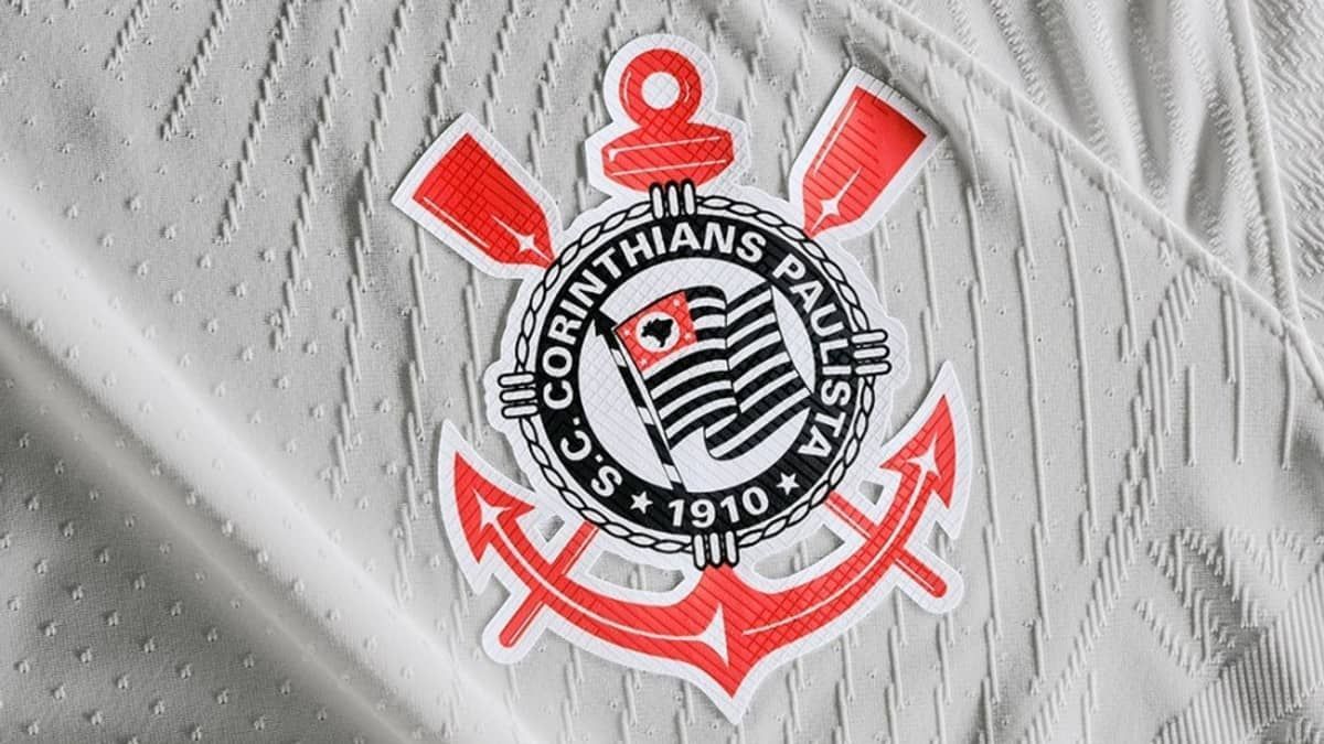 Veja as novas camisas do Corinthians para a temporada 2023