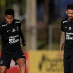 Corinthians treina no CT do Cruzeiro de olho no Atlético