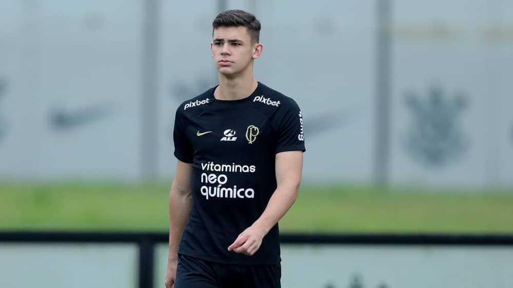 Escalação: Corinthians terá ao menos duas trocas para enfrentar o Athletico