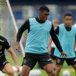 Corinthians treina no CT do Boca Juniors antes de retorno ao Brasil
