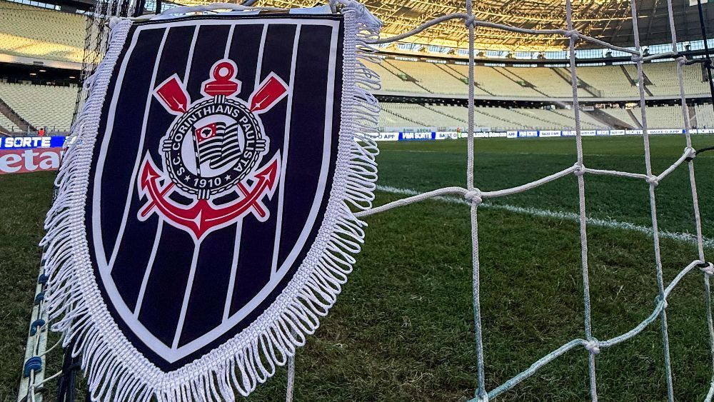 Corinthians quita parcela na CNRD e se livra de transfer ban