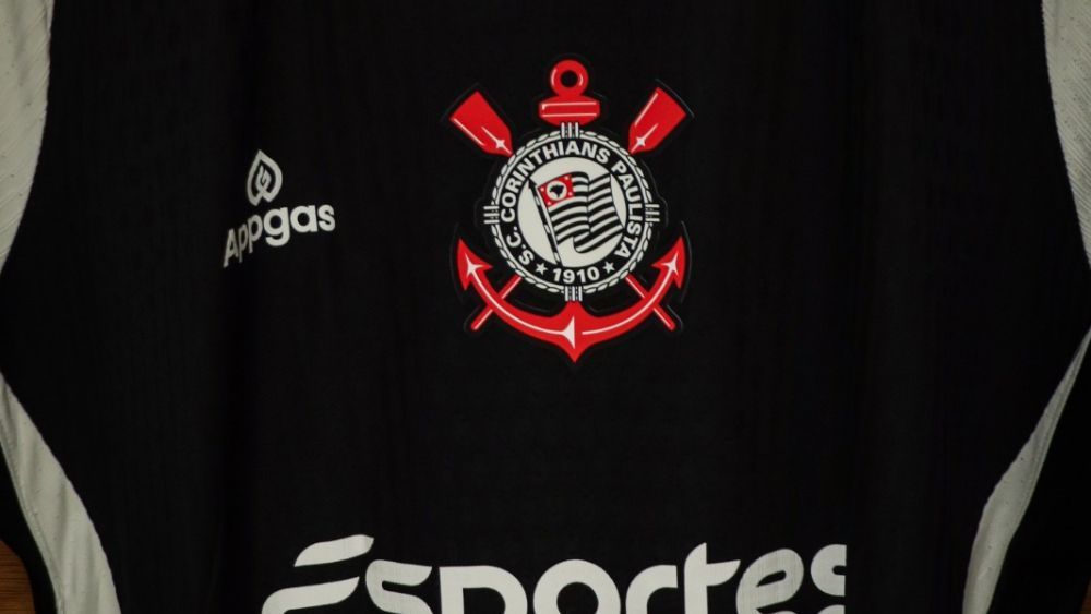 Conselho de Orientação do Corinthians marca data para avaliar proposta bilionária da Adidas